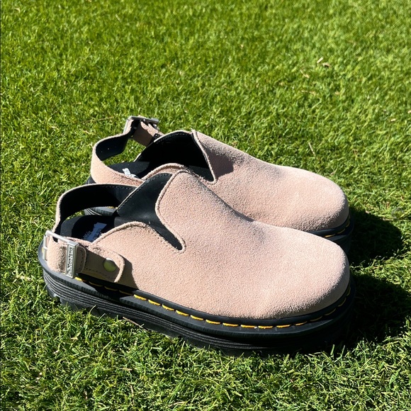 NWT Dr. Martens Zebzag Mules - Picture 5 of 13